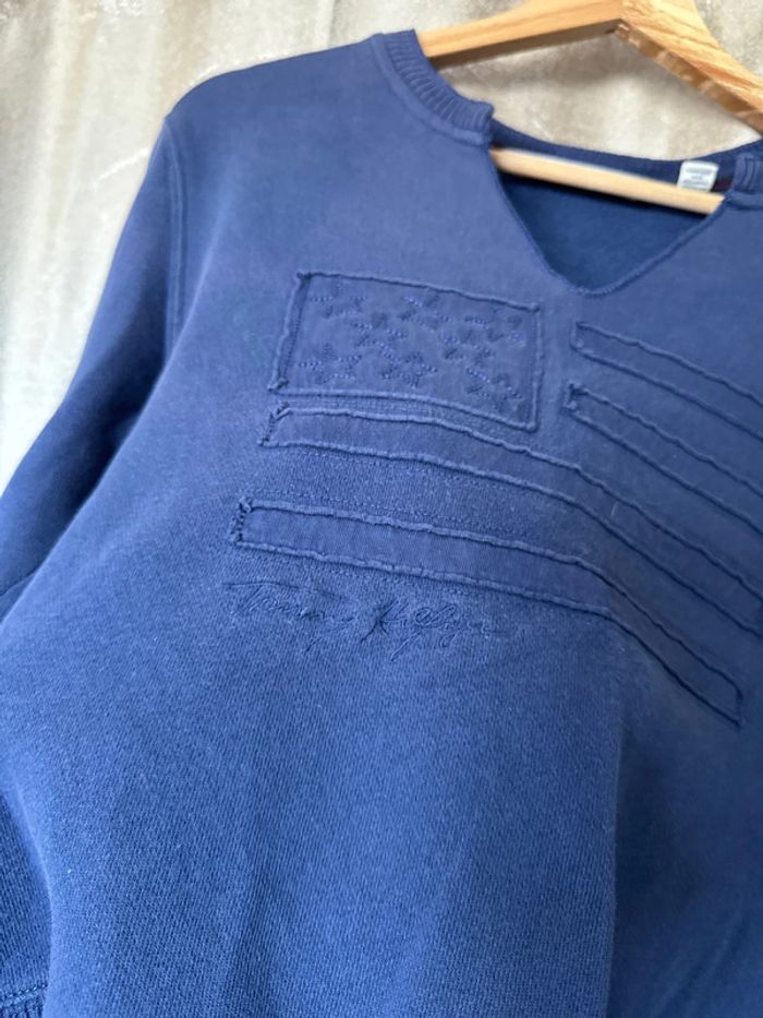 Pull Femme Tommy Hilfiger Bleu Marine – Drapeau ton sur ton – Taille M - photo numéro 3