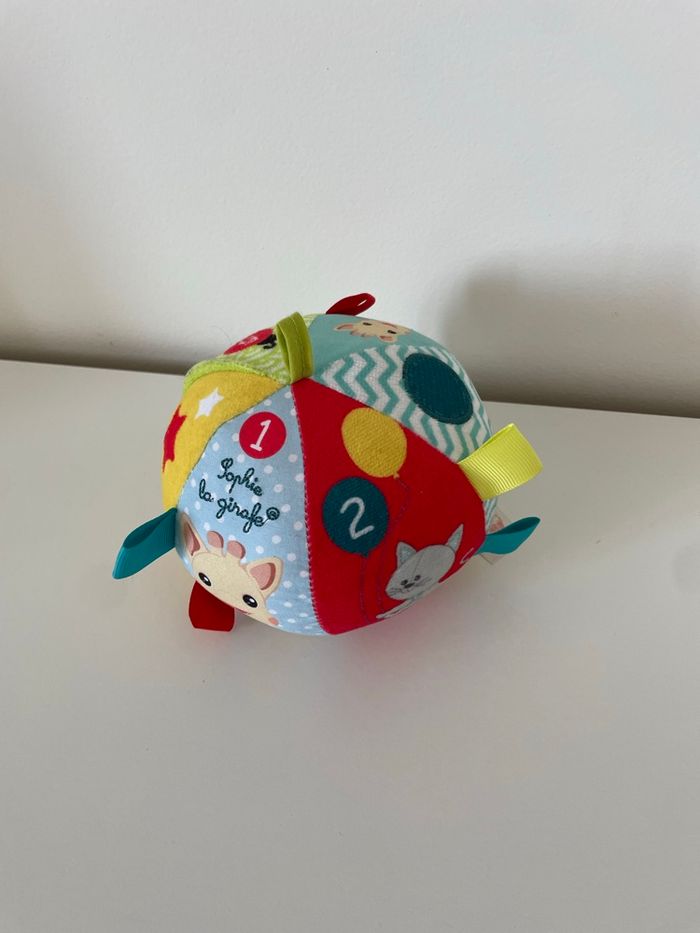 Balle sensorielle Sophie la girafe - photo numéro 3