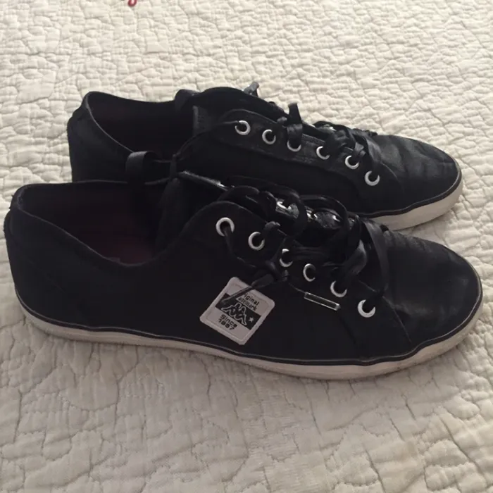 Basket en tissu noir Kappa en 37