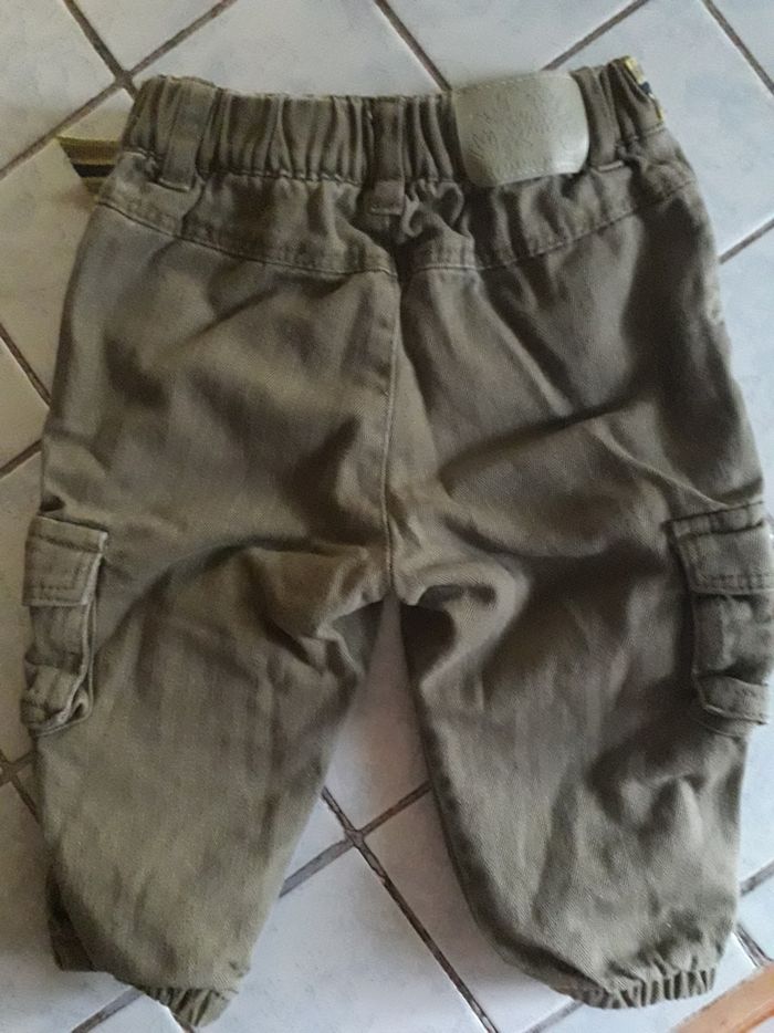 Ensemble pantalon + tee-shirt - photo numéro 3