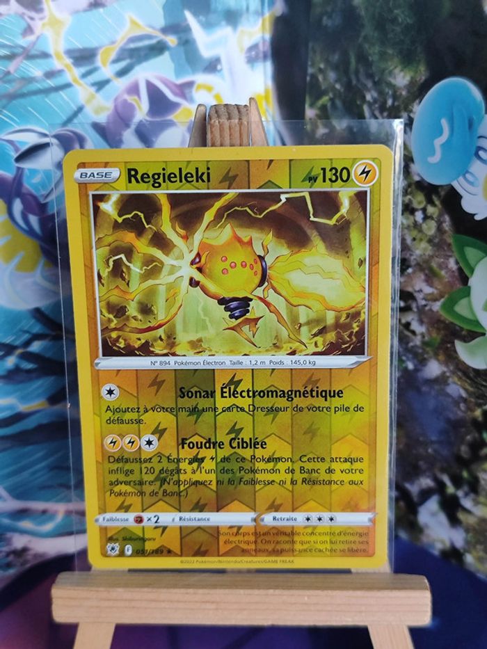 Regieleki rare reverse 51/189 astres radieux