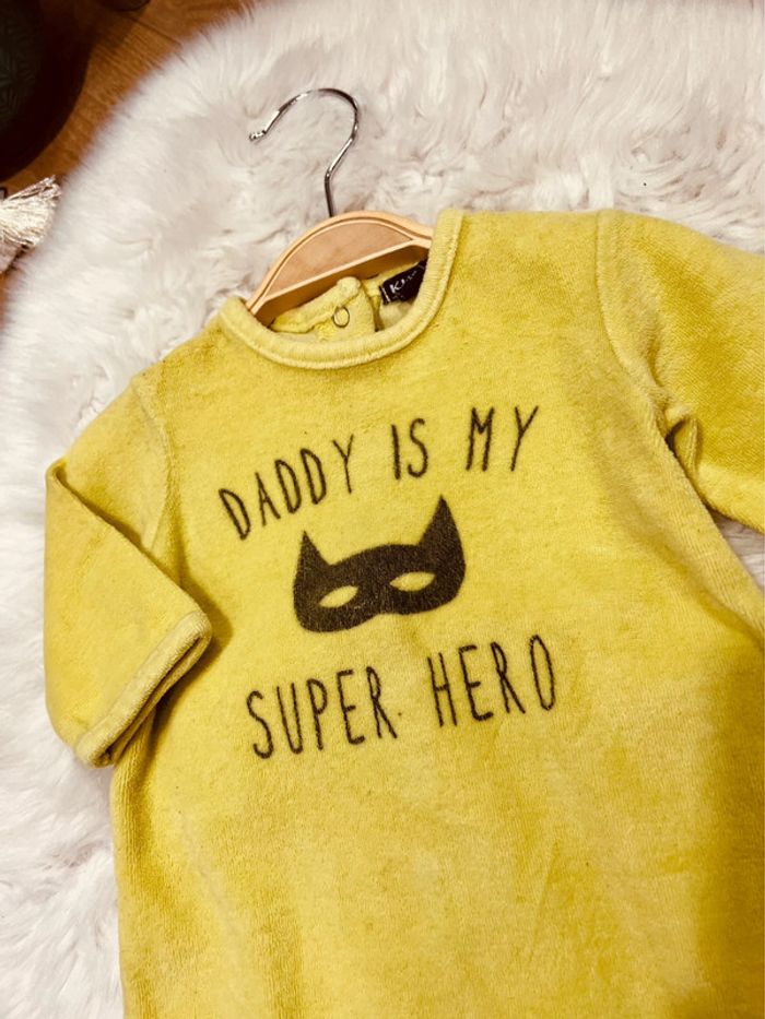 Taille 1 mois pyjama velours garçon Kiabi jaune * daddy * 💙 - photo numéro 2
