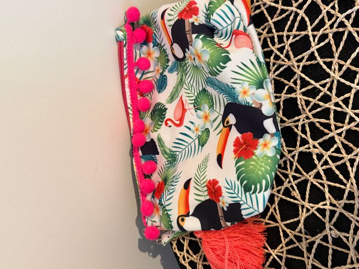 Trousse de toilette en tissu floral toucan - photo numéro 2