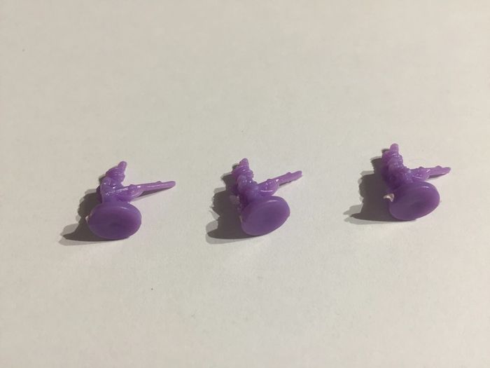 Figurine infanterie x3 violet pièce détachée jeu de société Risk la conquête du monde Parker #A54 - photo numéro 2