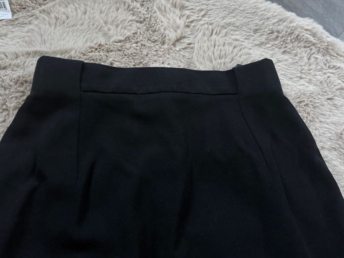 Superbe jupe droite noire Laurel taille 38 ou M - photo numéro 2