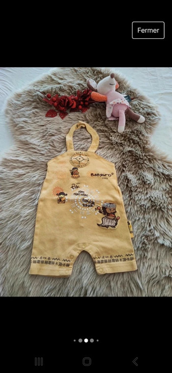 Lot 2 combinaisons babygro 6 mois - photo numéro 7