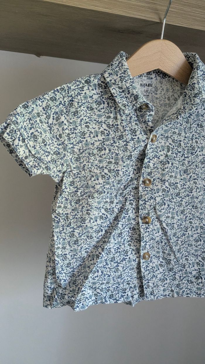 Chemise garçon fleurie _ Kiabi _ Taille 3ans - photo numéro 2