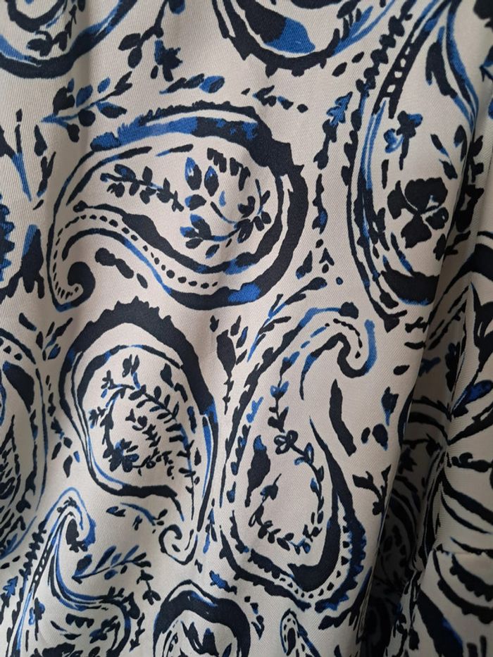 Blouse zara à motifs bleus et noirs - photo numéro 2
