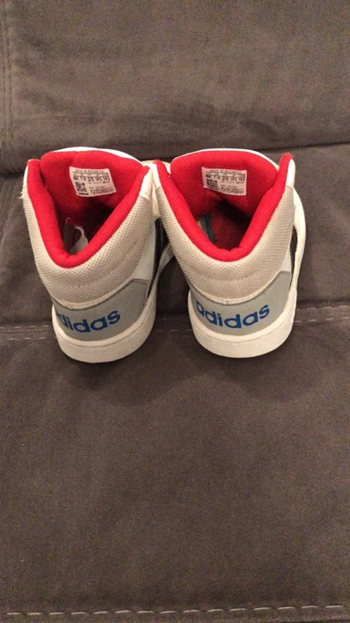 Basket adidas - photo numéro 3