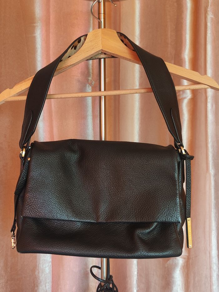 Sac noir simili cuir Galeries Lafayette – chic élégant bandoulière - photo numéro 2