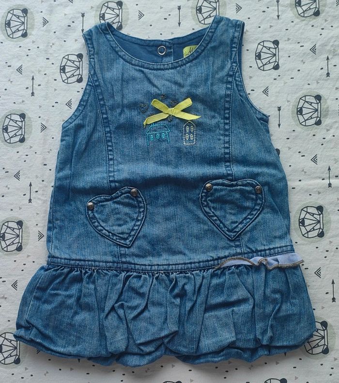 Robe en jean MC taille 6 mois