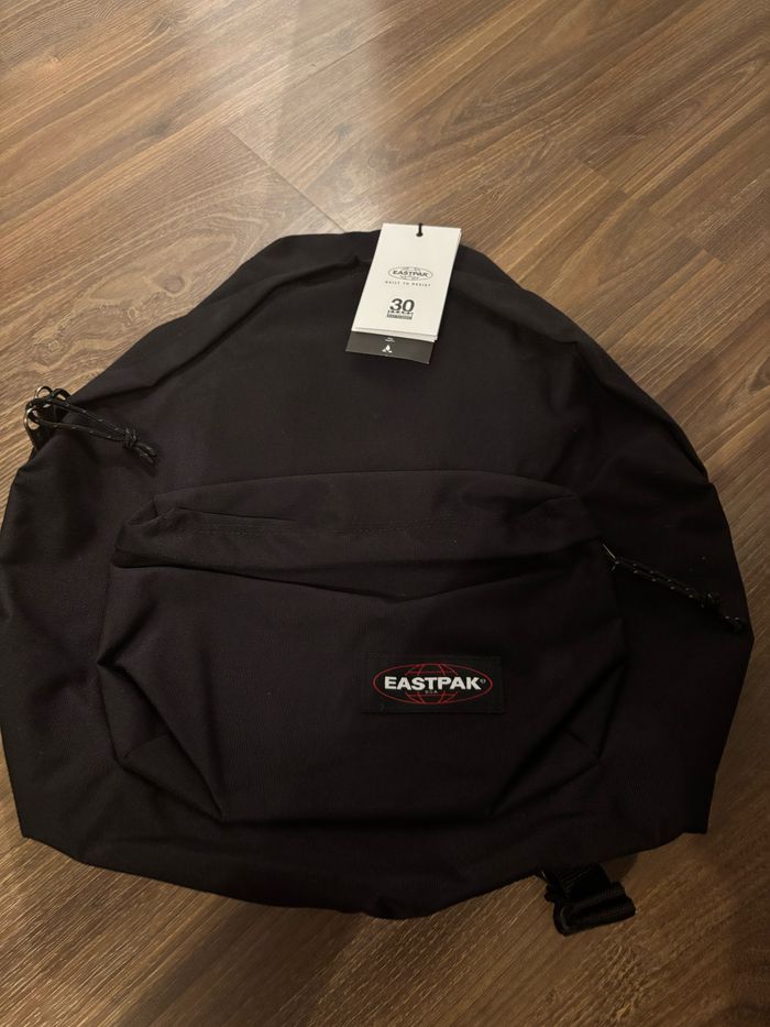 Sac Eastpak noir - photo numéro 3
