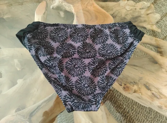 Maillot de bain 2 pièces Livia Monte Carlo noir violet - photo numéro 4