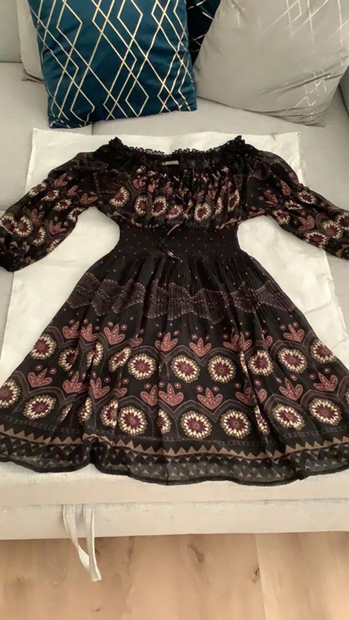 Robe Zara
