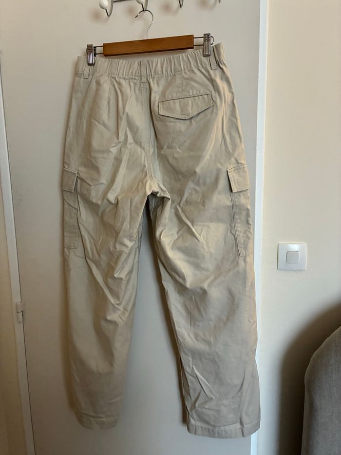 Pantalon cargo beige Uniqlo – Taille M – Très bon état - photo numéro 2