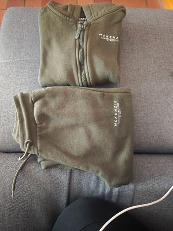 Survêtement kaki McKenzie Sweat zippé et jogging Taille 8/10 ans