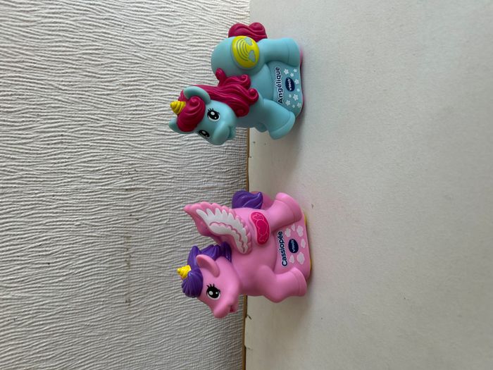 2 licornes tut tut animaux