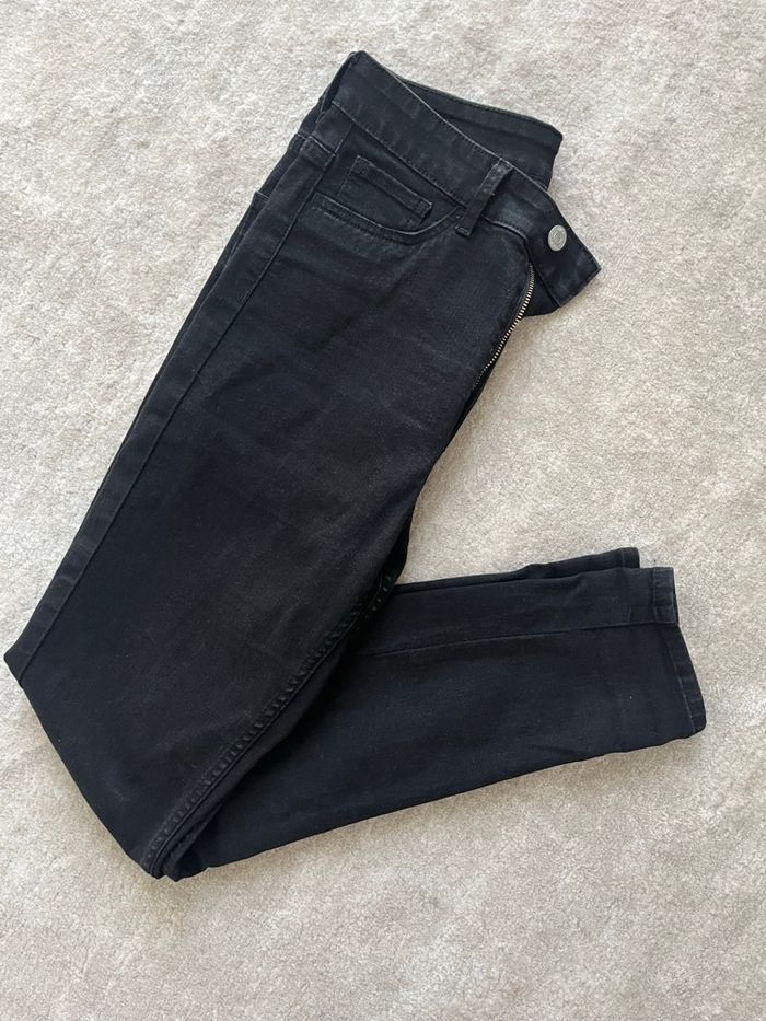 Jean noir H&M - photo numéro 3