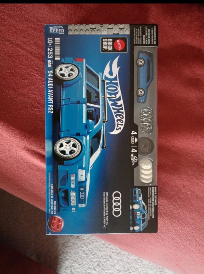 Hot wheels construction audi rs2