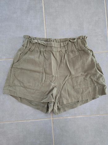 Short kaki taille haute