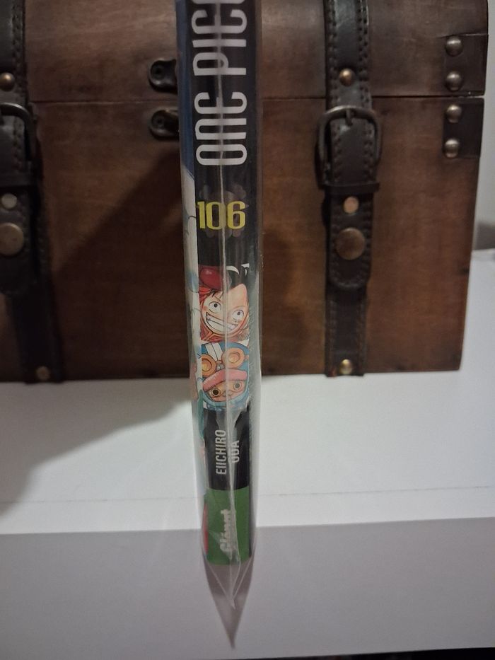Manga One Piece tome 106 jaquette collector brillant premier tirage - photo numéro 4