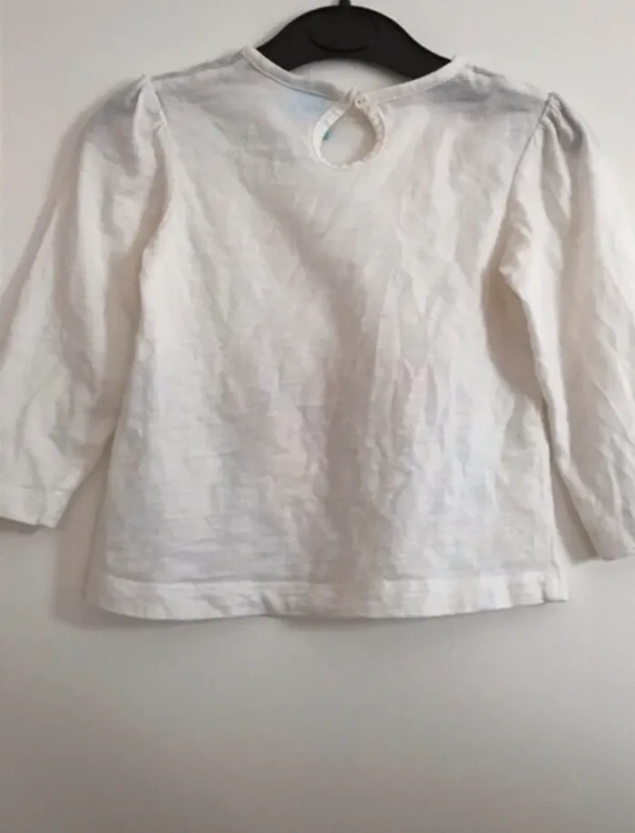 T shirt manches longues winnie l’ourson disney 23 mois en très bon état - photo numéro 3