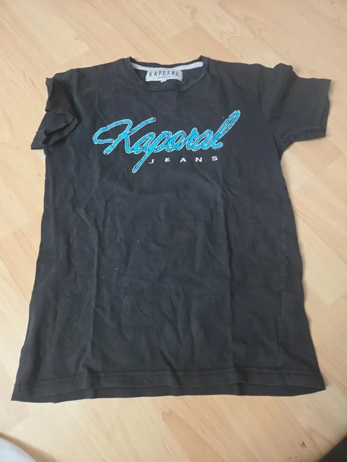 Tee shirt kaporal taille 10ans