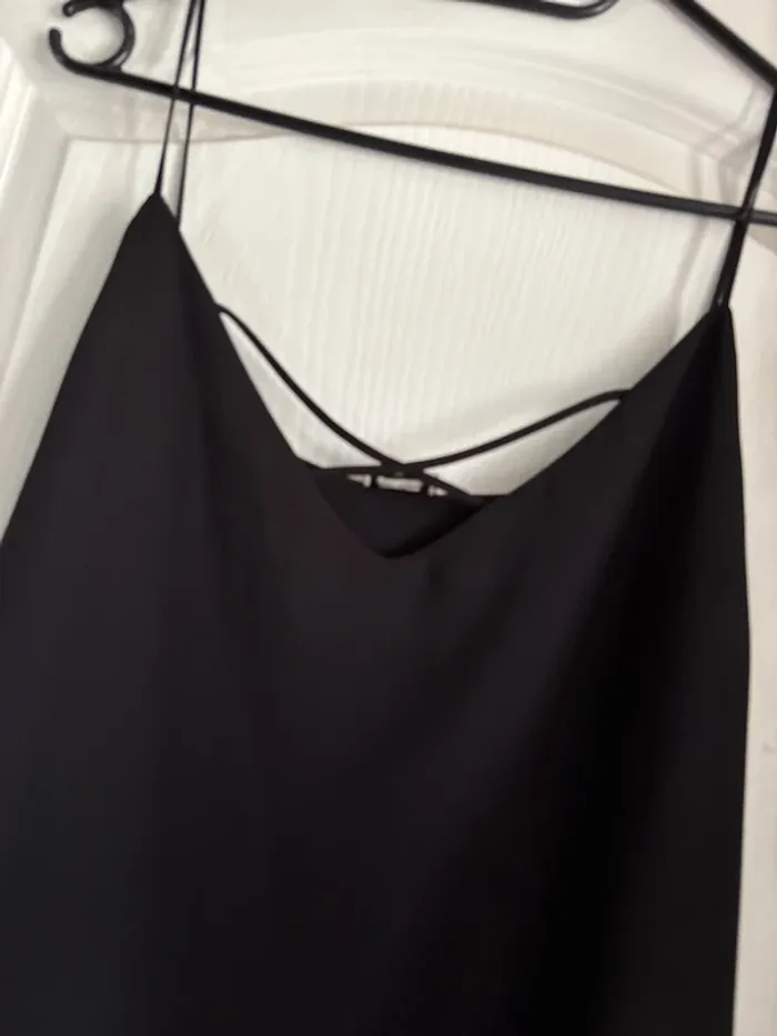 Robe noire taille M - photo numéro 2