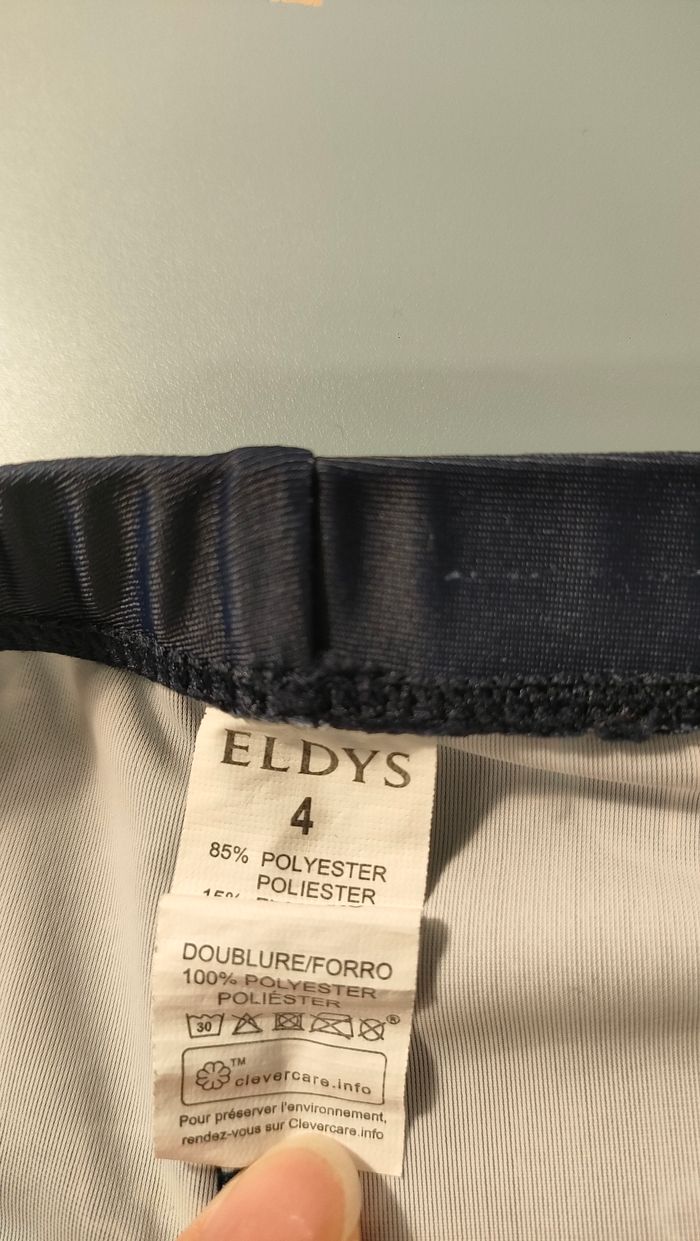 Boxer de bain 4 ans - photo numéro 3