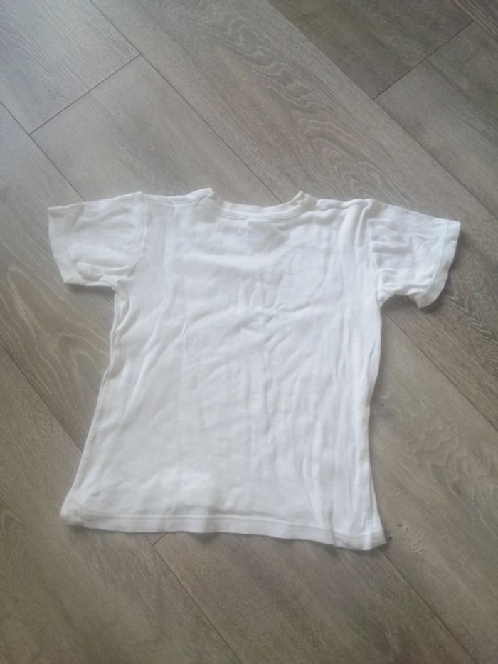 🌸Tee shirt blanc à motifs design mixte Taille 6/8 ans 🌸 - photo numéro 3