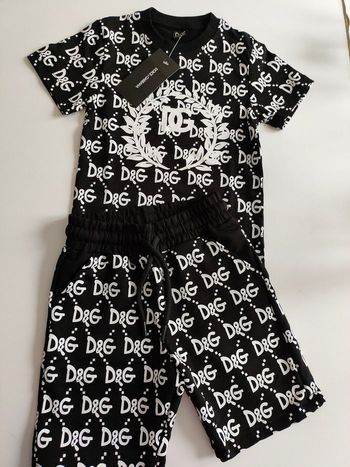 Ensemble garçon t-shirt short neuf 5ans