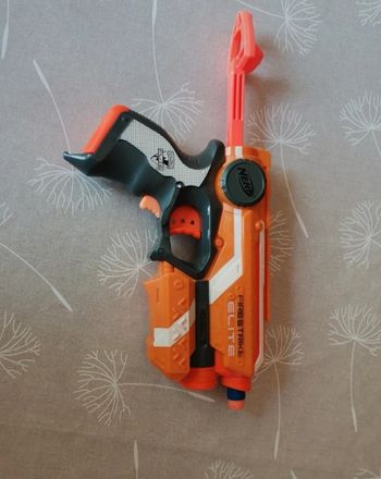 Pistolet Nerf firestrike Elite