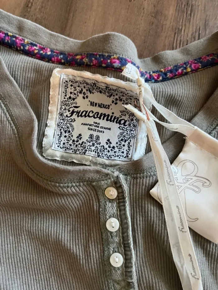 T shirt kaki taille S fracomina neuf - photo numéro 5