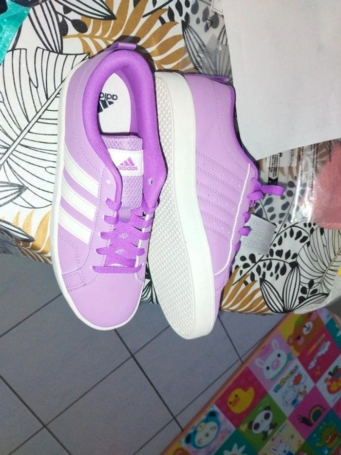 Basket Adidas neuves - photo numéro 6