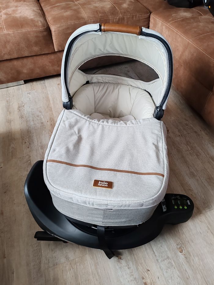Trio poussette joie + base ISOFIX - photo numéro 10