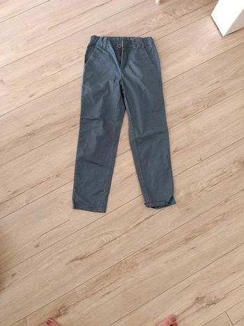 Pantalon neuf 8 ans
