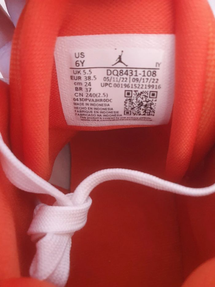 Nike Jordan "Jumpman"(38.5) - photo numéro 10