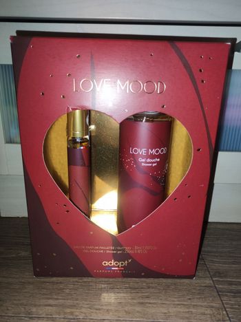 Coffret adopt' Love Mood neuf