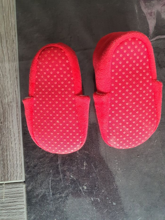 Chaussons bébé - photo numéro 2