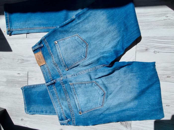 Jean bershka - photo numéro 4