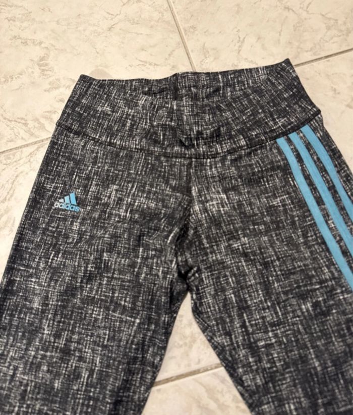 Legging Adidas Taille S - photo numéro 2