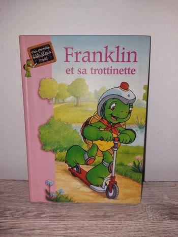 Livre de poche Franklin et sa trottinette
