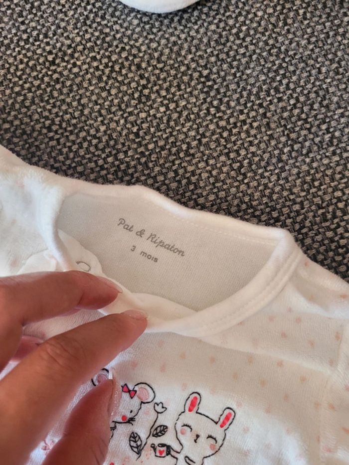 Pyjama fille 1 pièce velours 3 mois - photo numéro 3