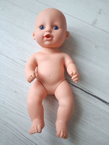 Poupée poupon 26 cm