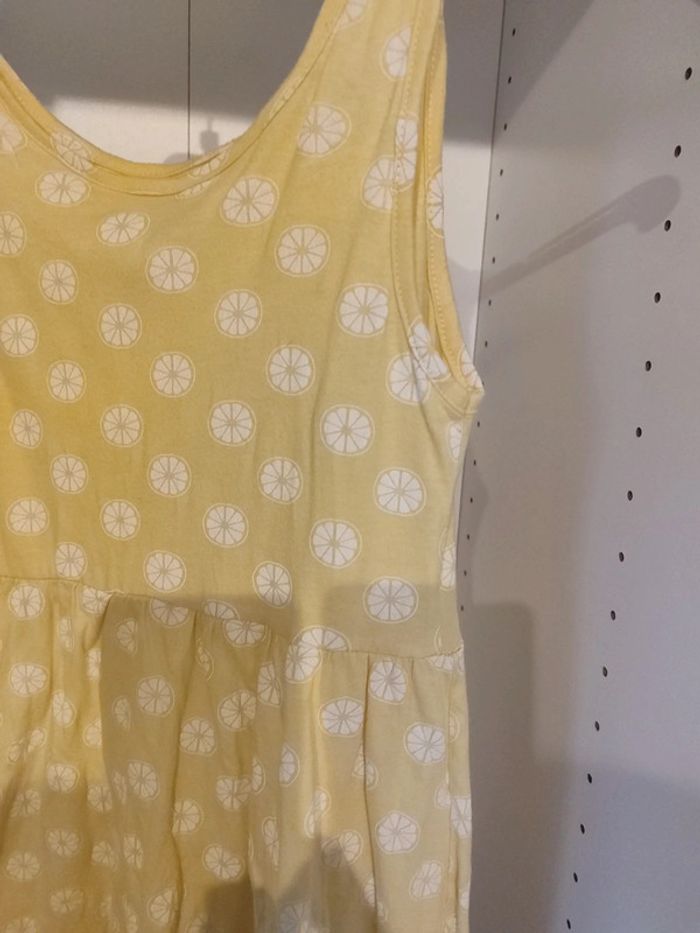 Robe jaune - photo numéro 2