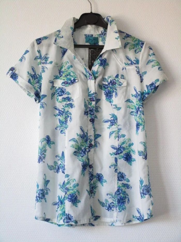 Chemisette blanche fleurs bleues Jac Jac 38 NEUVE - photo numéro 7