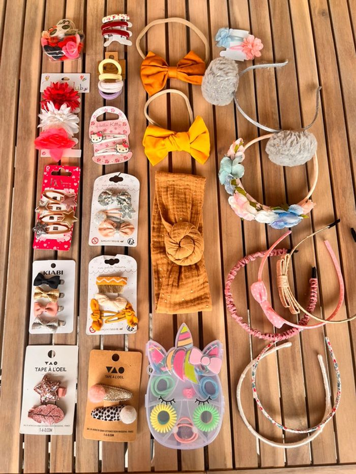 Gros lot accessoires cheveux petite fille