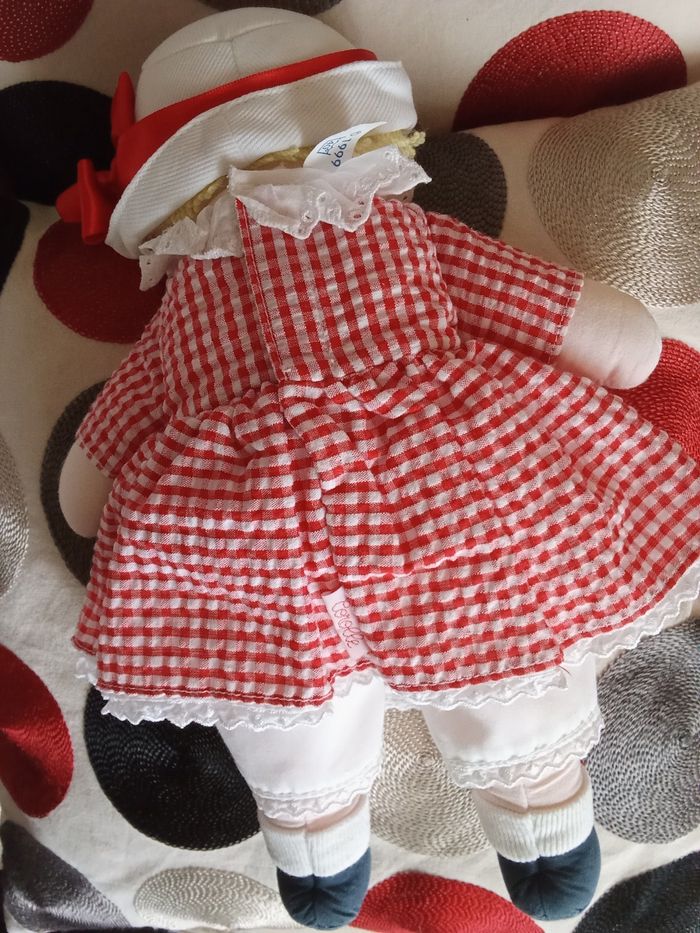 poupée  doudou  Corolle 1999 Philomène 30 cm 12"  ref  00169  chiffon tissu vichy rouge blanche vichy visage peint - photo numéro 6