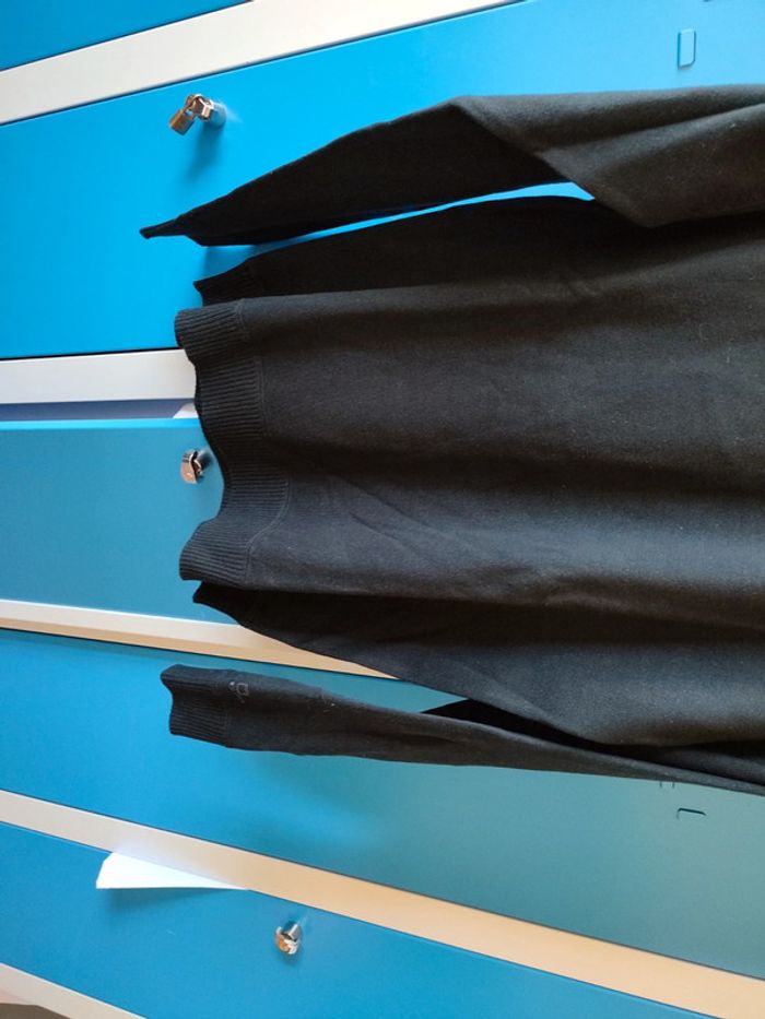 Pull homme noir assez chaud - photo numéro 6