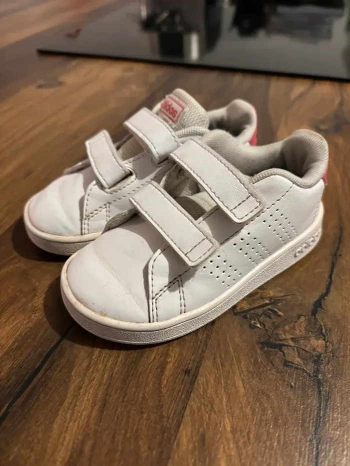 Basket adidas à scratch fille